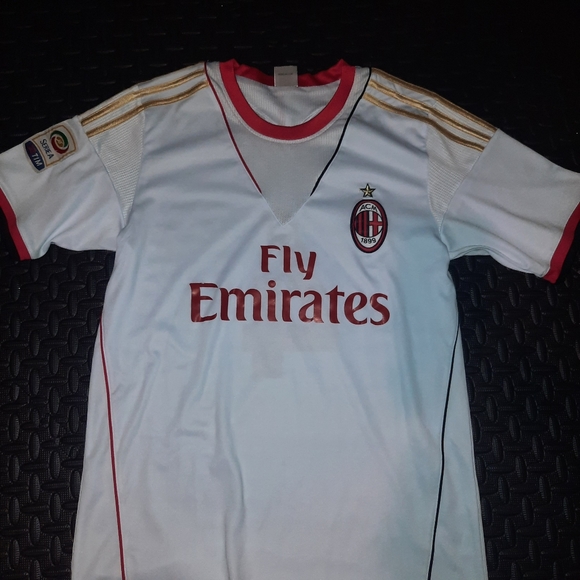 AC Milan Soccer Jersey #4 ⚽️ - Picture 13 of 13